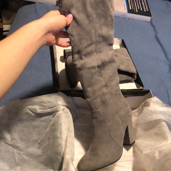 CAMILLE Grey Boots - Picture 3 of 4